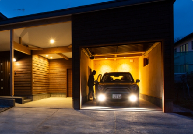 カーポート・車庫・駐車スペース