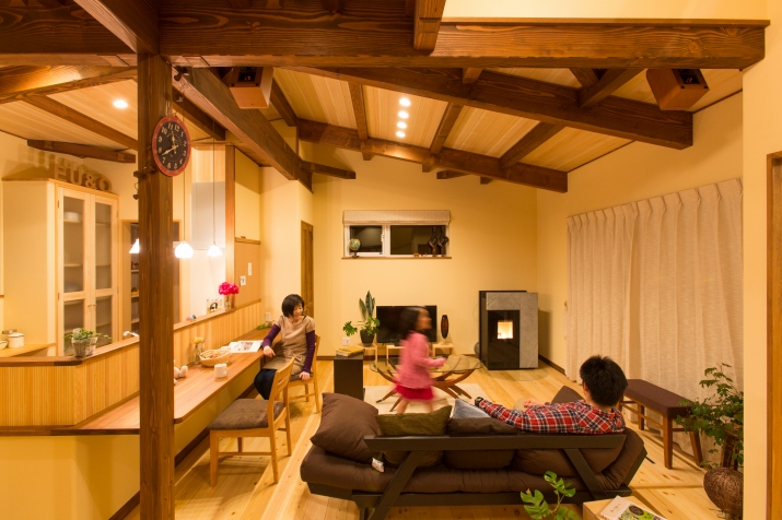 一つ繋がりのLDK＋和室の家【伊達市】