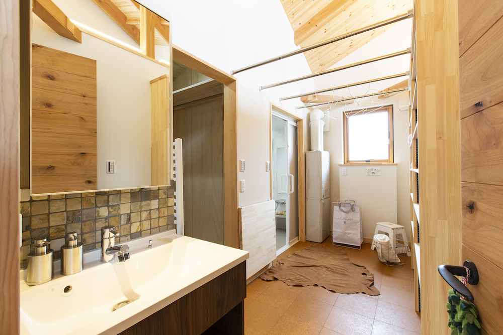 202004_tsuchiya_date_3floor_34